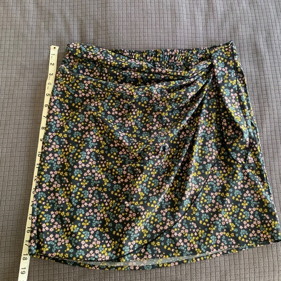 Toad & Co Tie front wrap skirt Size M - Picture 1 of 4